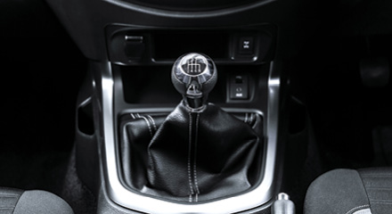 Navara SE Gear lever